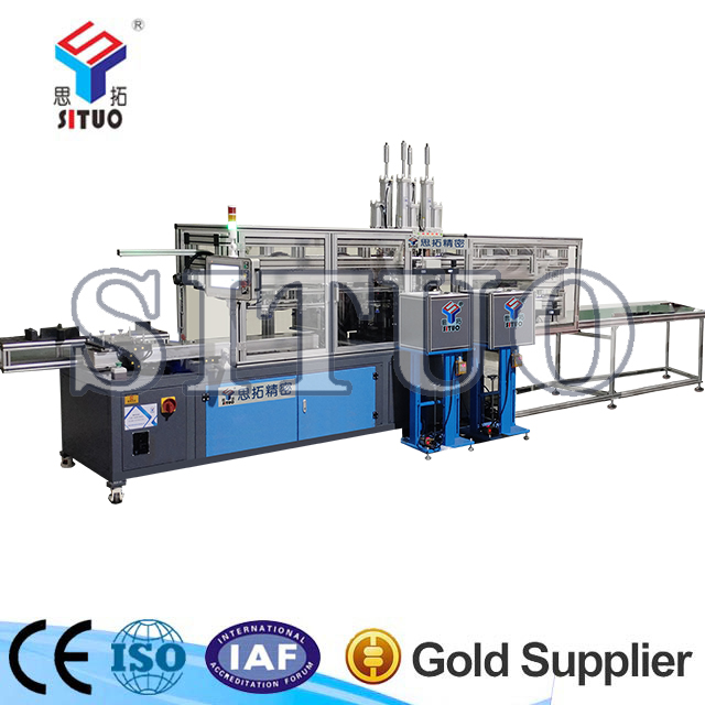 歐普照明全自動鉚接生產(chǎn)線